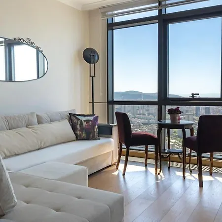 Atasehir's Luxurious Floor Apartman Isztambul